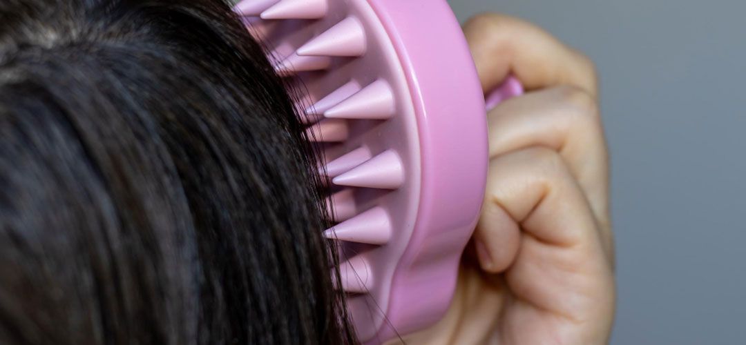 Improve blood circulation of scalp with scalp massager