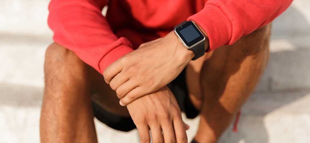 Wear a smartwatch to measure your speed and progress