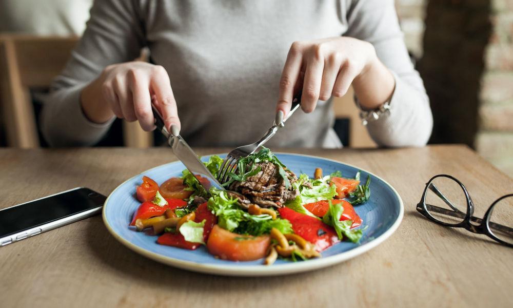 Healthy Eating Lead To Fitness, Fad Diets Don