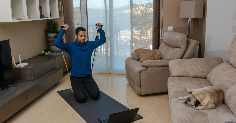 How does virtual fitness gym work?