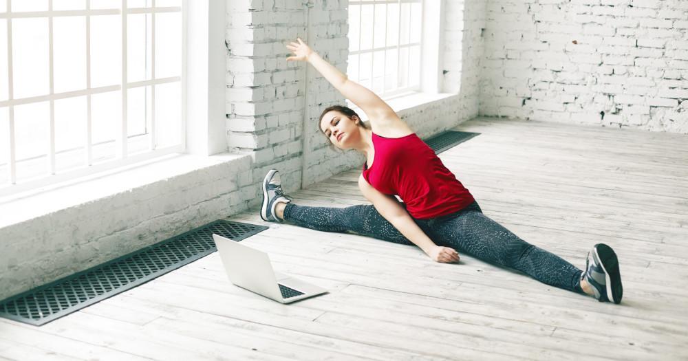 Virtual Coaches Conduct Live Sessions For Yoga, Meditation, & HIIT